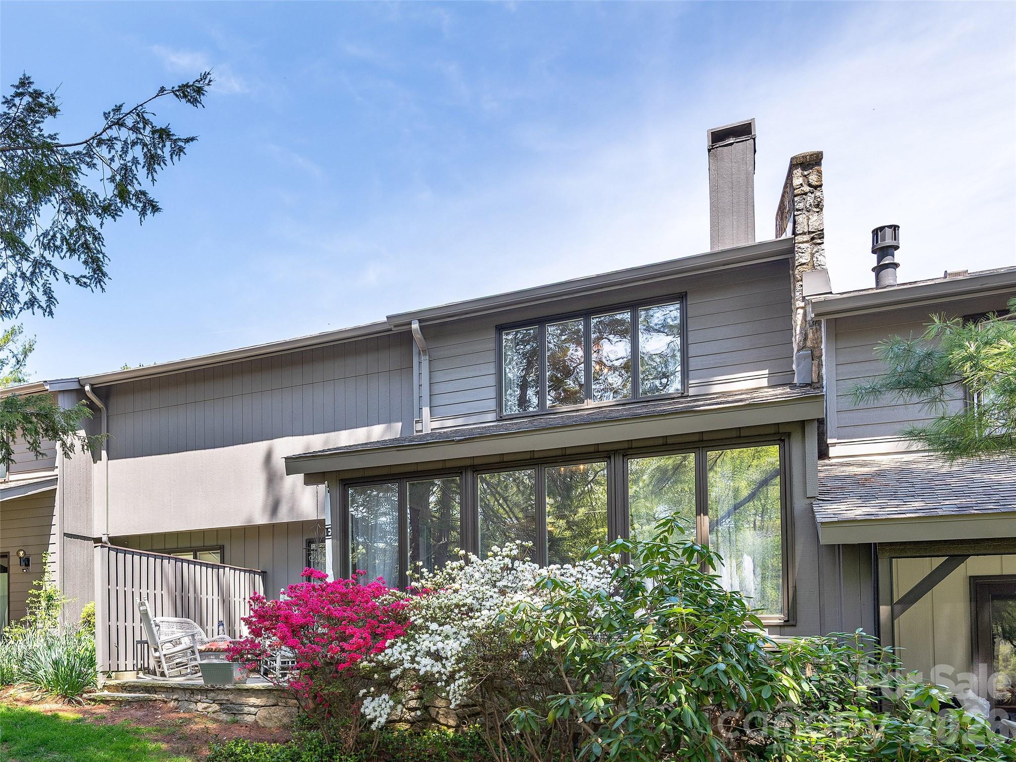 521 Crowfields Lane — Asheville