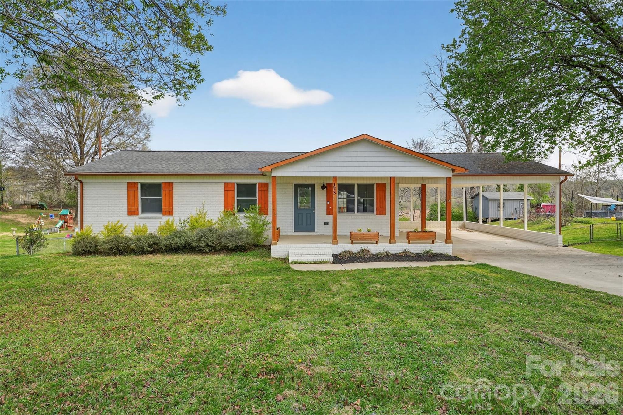123 Rowe Street — Gastonia