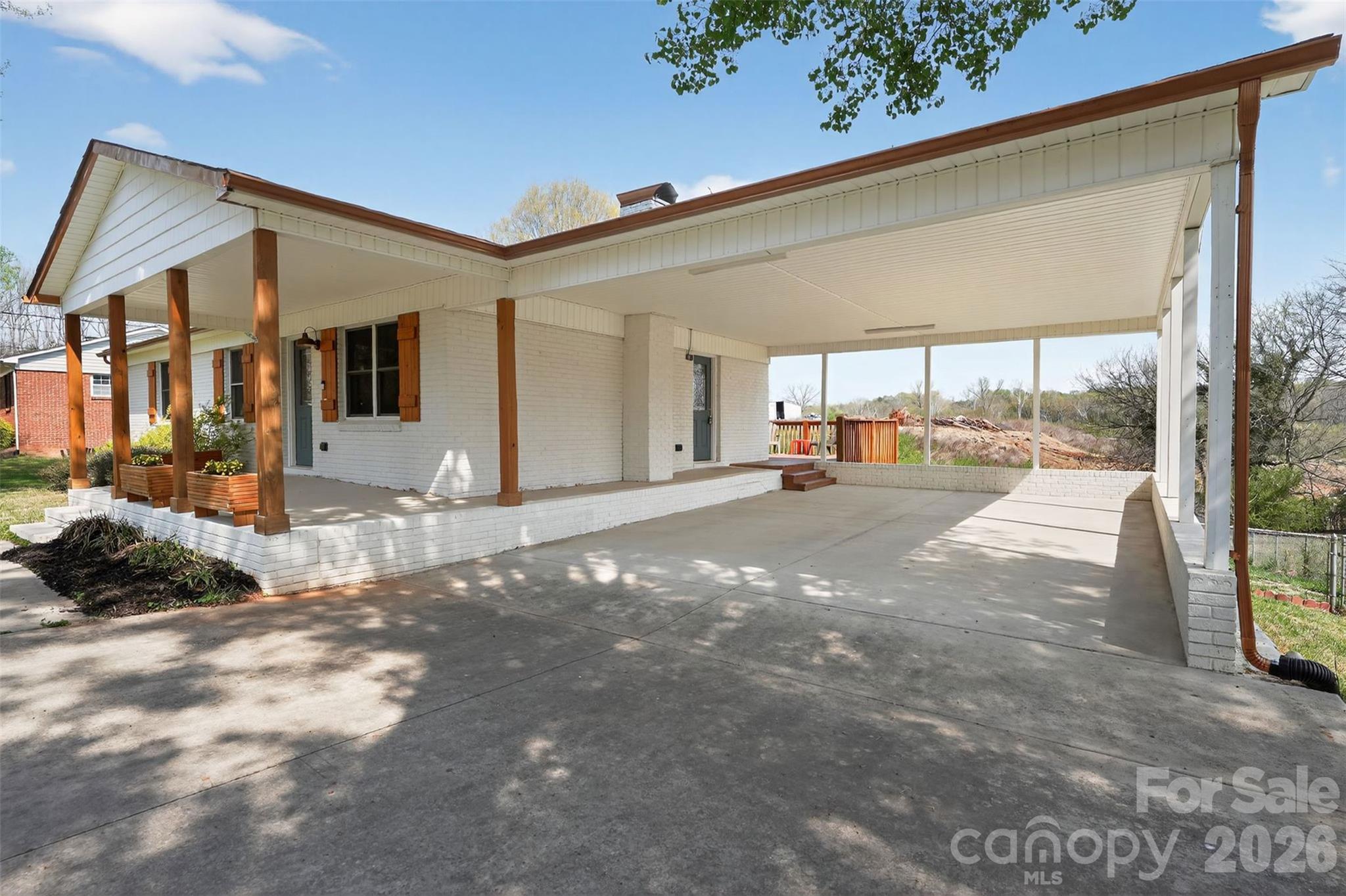 123 Rowe Street — Gastonia