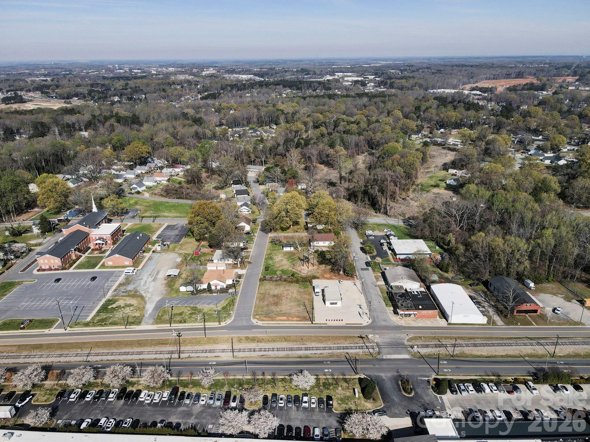 224 W Mills Avenue — Mooresville
