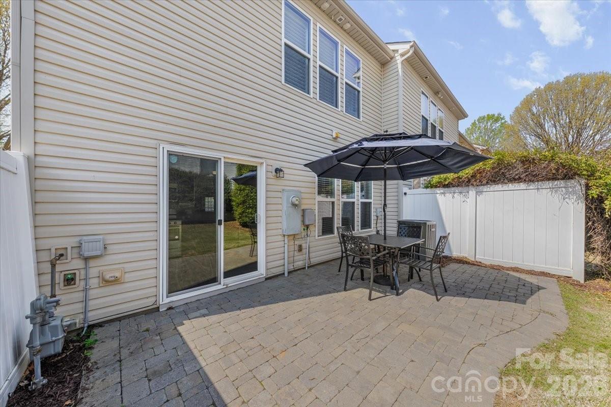 2419 Diplomat Lane — Charlotte