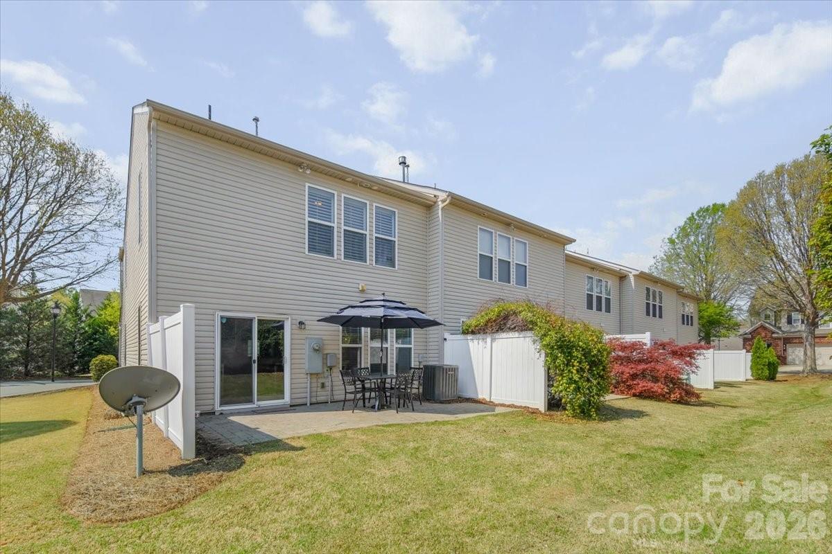 2419 Diplomat Lane — Charlotte