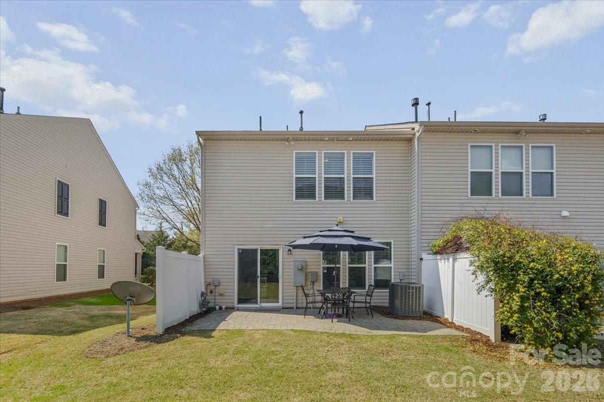 2419 Diplomat Lane — Charlotte