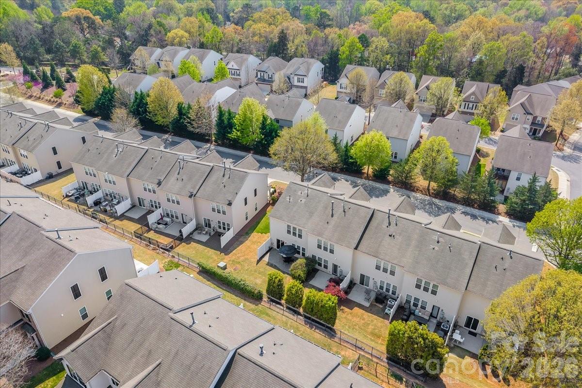 2419 Diplomat Lane — Charlotte