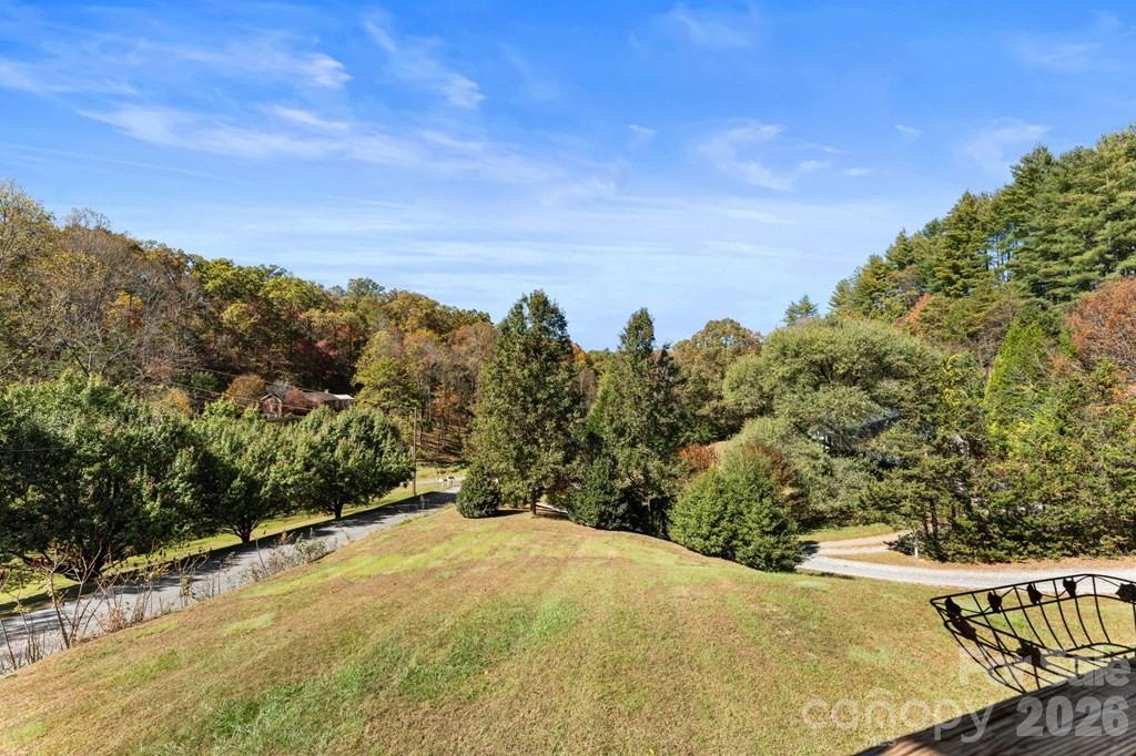 44 Ellistone Court — Sylva