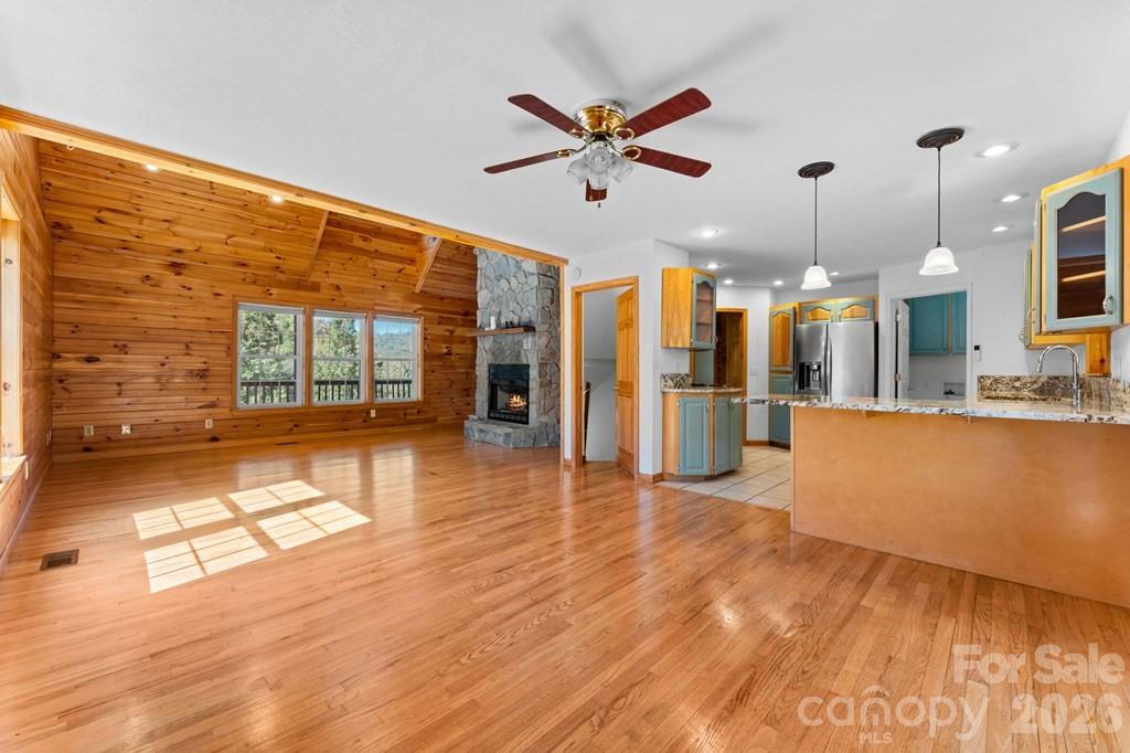 44 Ellistone Court — Sylva