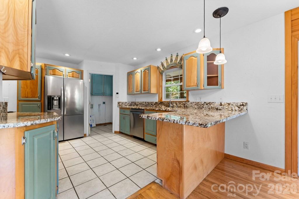 44 Ellistone Court — Sylva