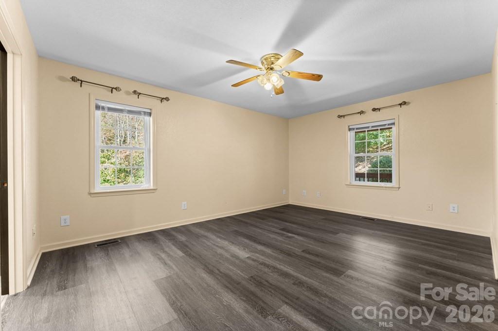 44 Ellistone Court — Sylva
