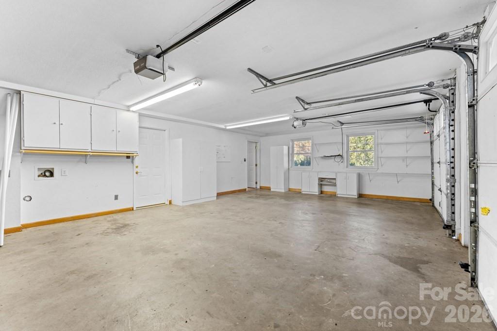 44 Ellistone Court — Sylva