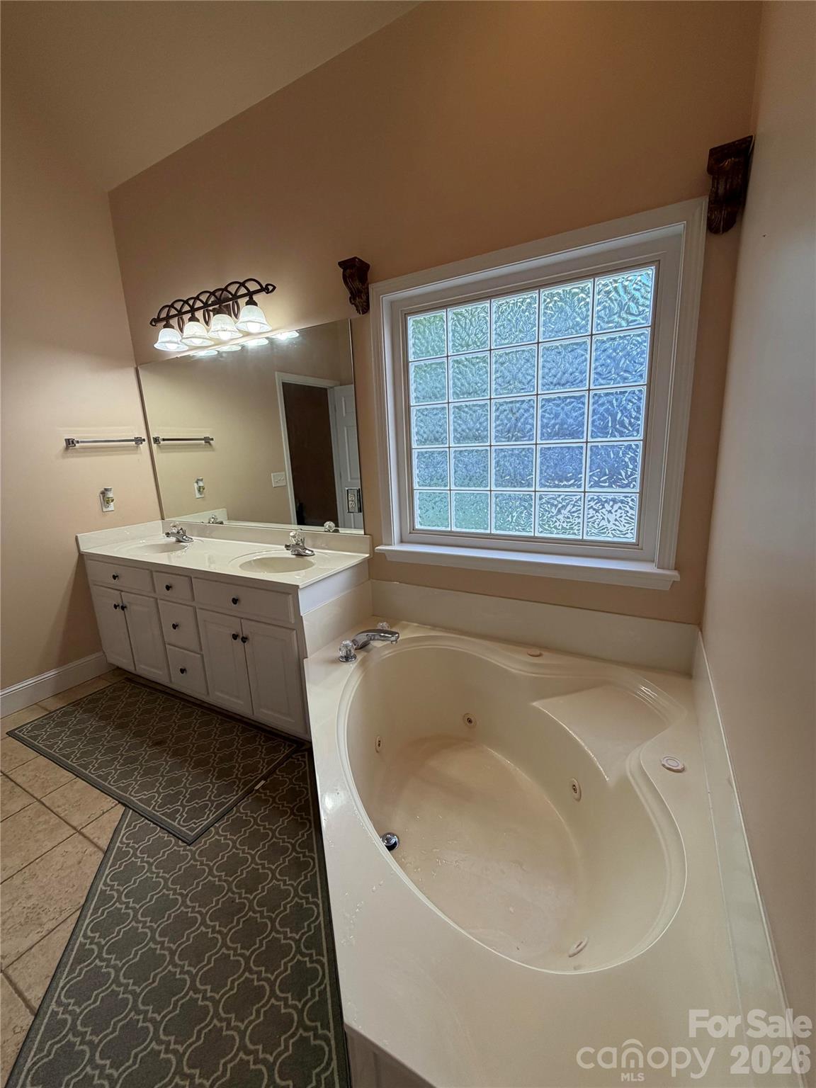 7901 Tottenham Drive — Harrisburg