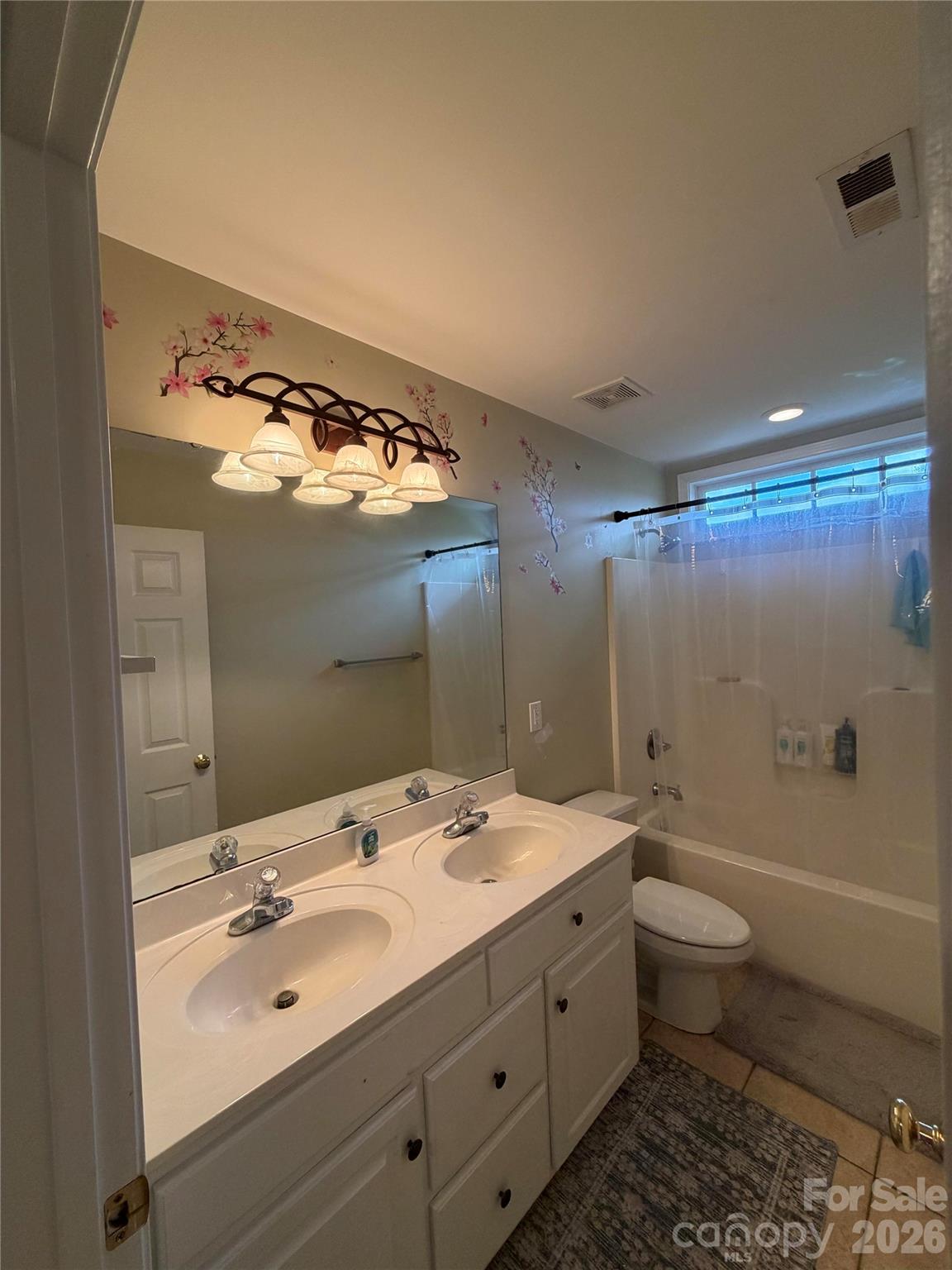 7901 Tottenham Drive — Harrisburg