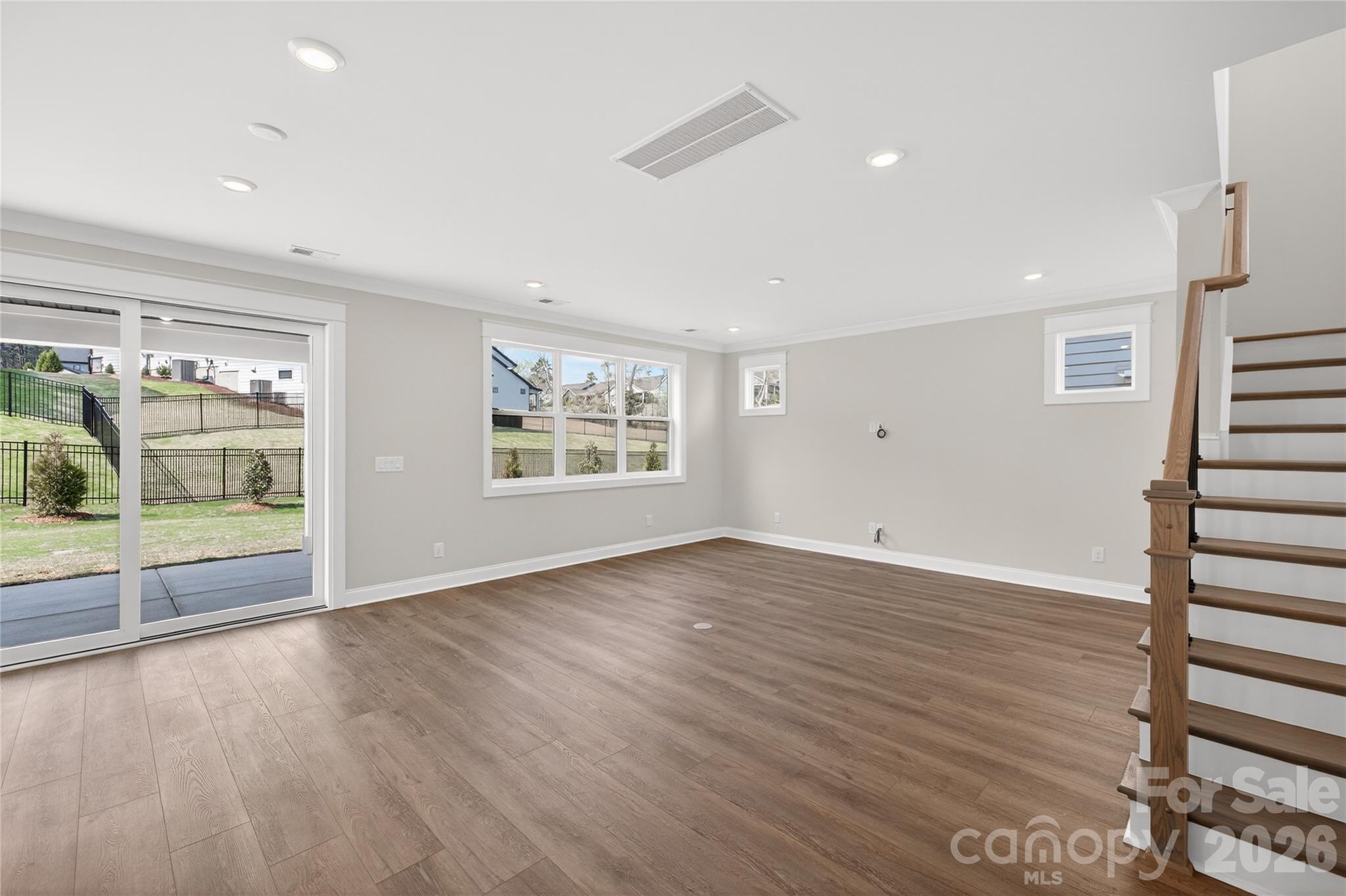 355 Linda Carol Lane — Tega Cay