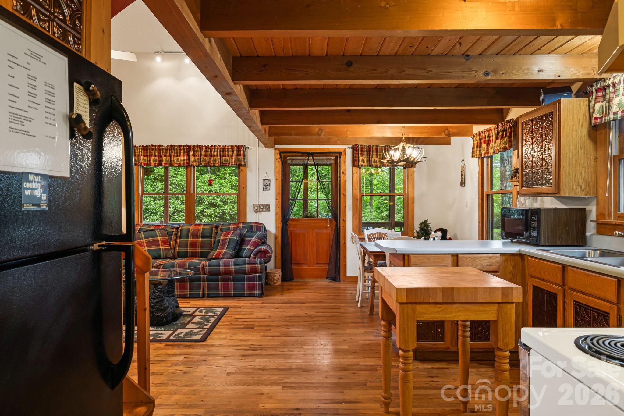180 Grace Way — Green Mountain