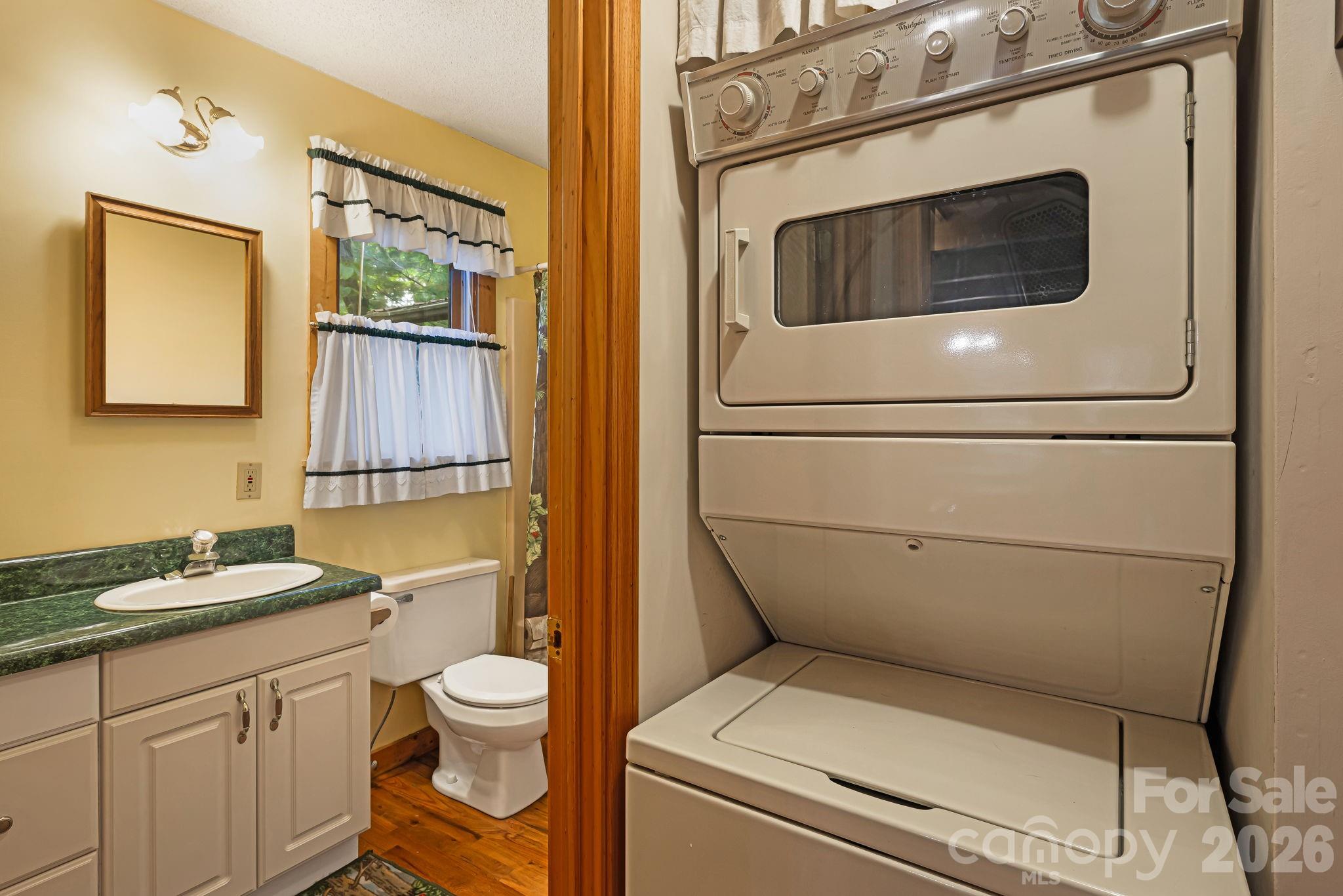 180 Grace Way — Green Mountain