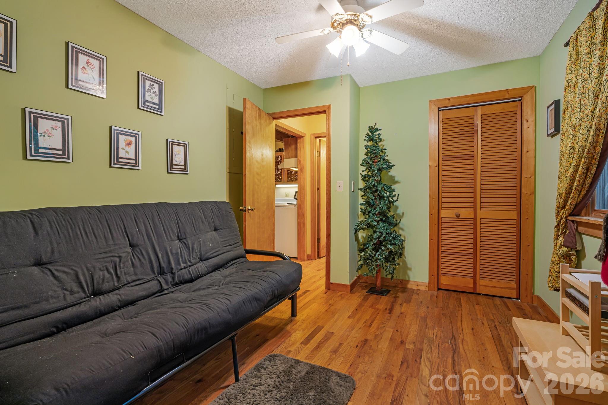 180 Grace Way — Green Mountain