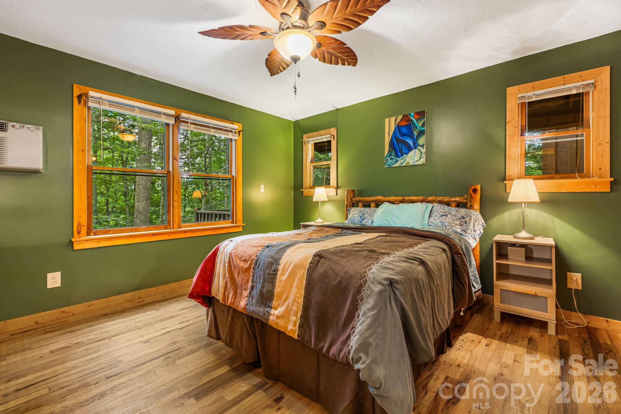 180 Grace Way — Green Mountain