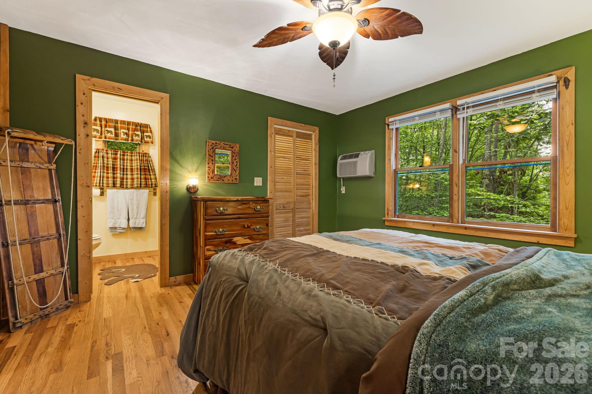 180 Grace Way — Green Mountain