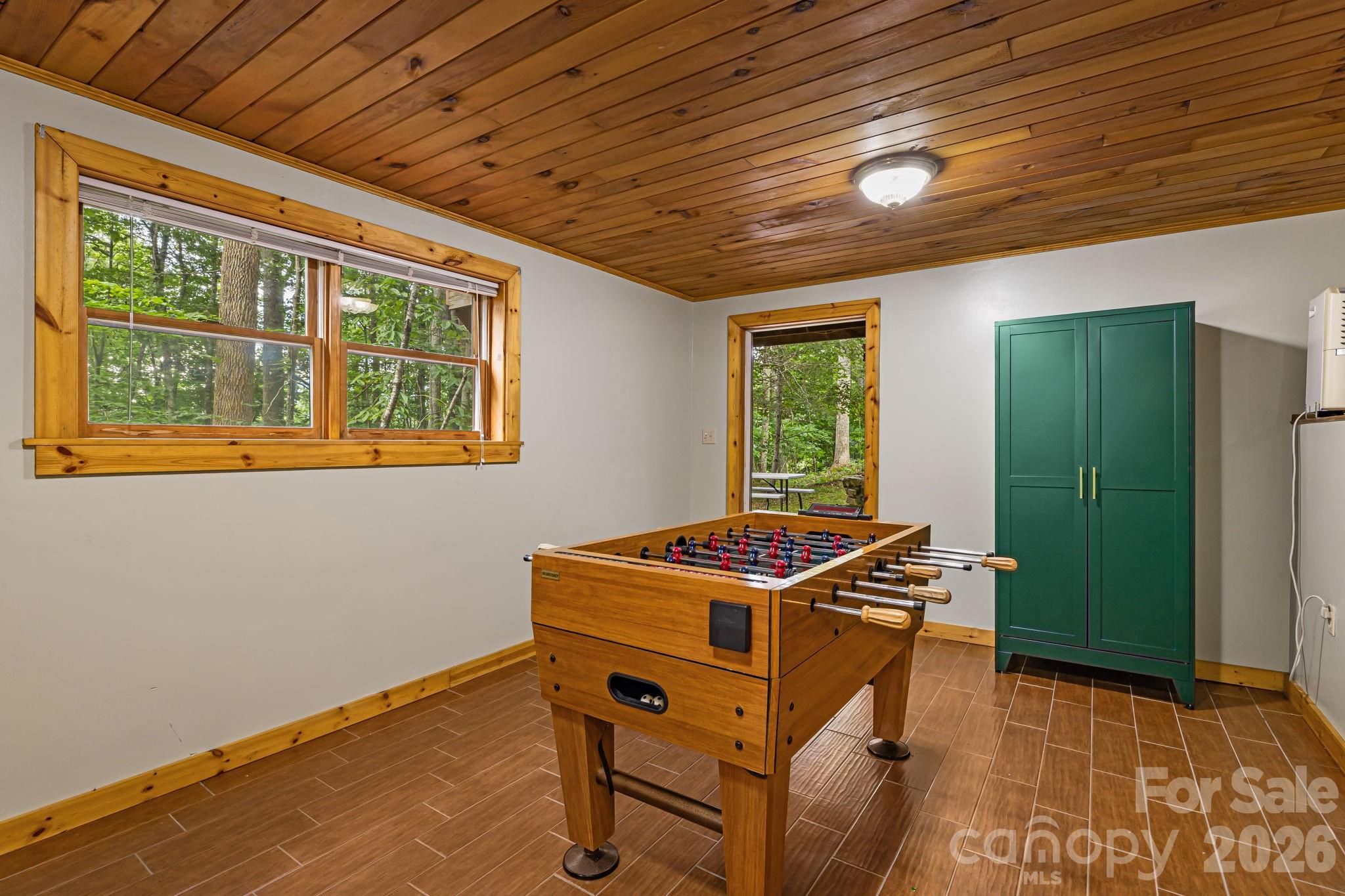 180 Grace Way — Green Mountain