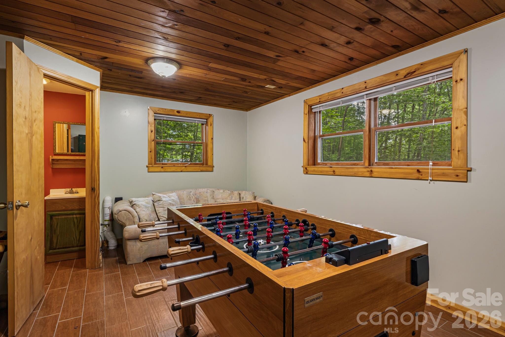 180 Grace Way — Green Mountain