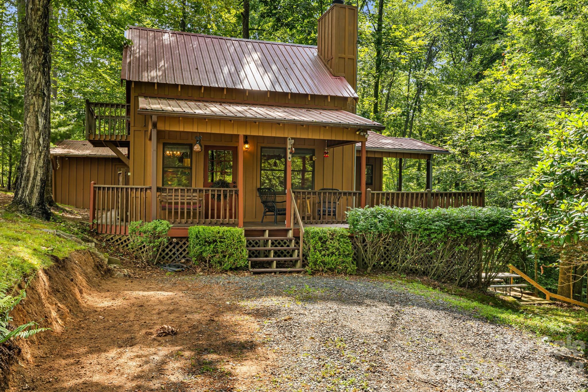 180 Grace Way — Green Mountain