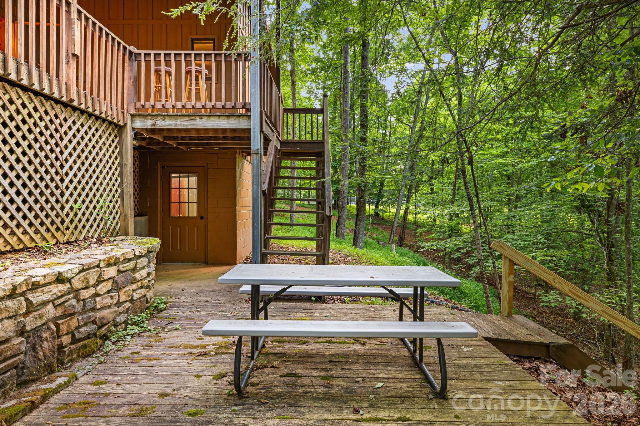 180 Grace Way — Green Mountain