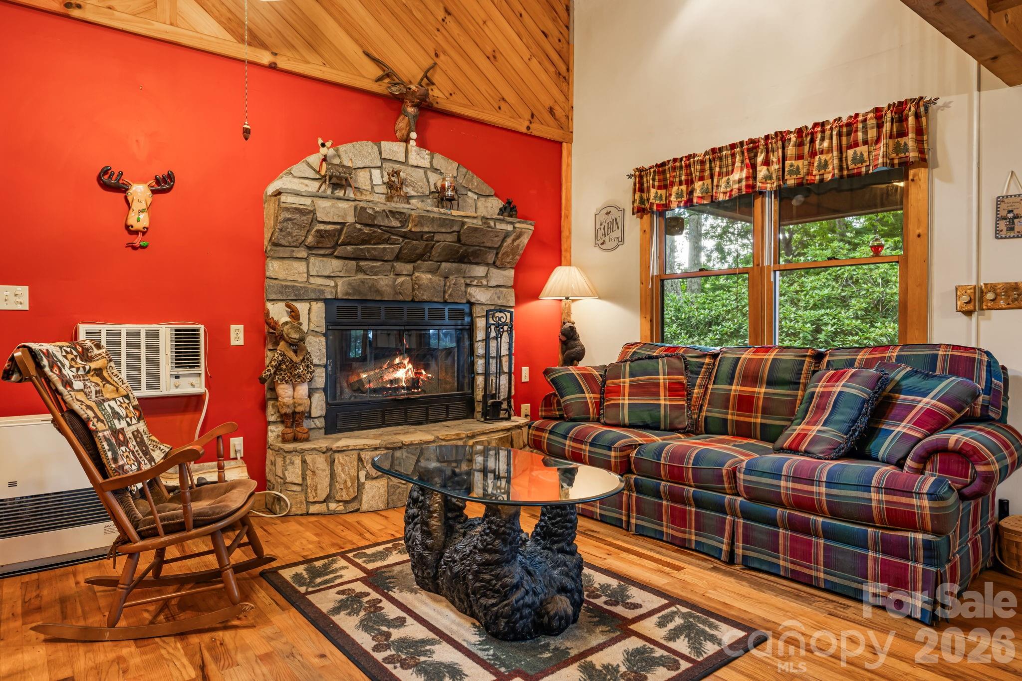 180 Grace Way — Green Mountain
