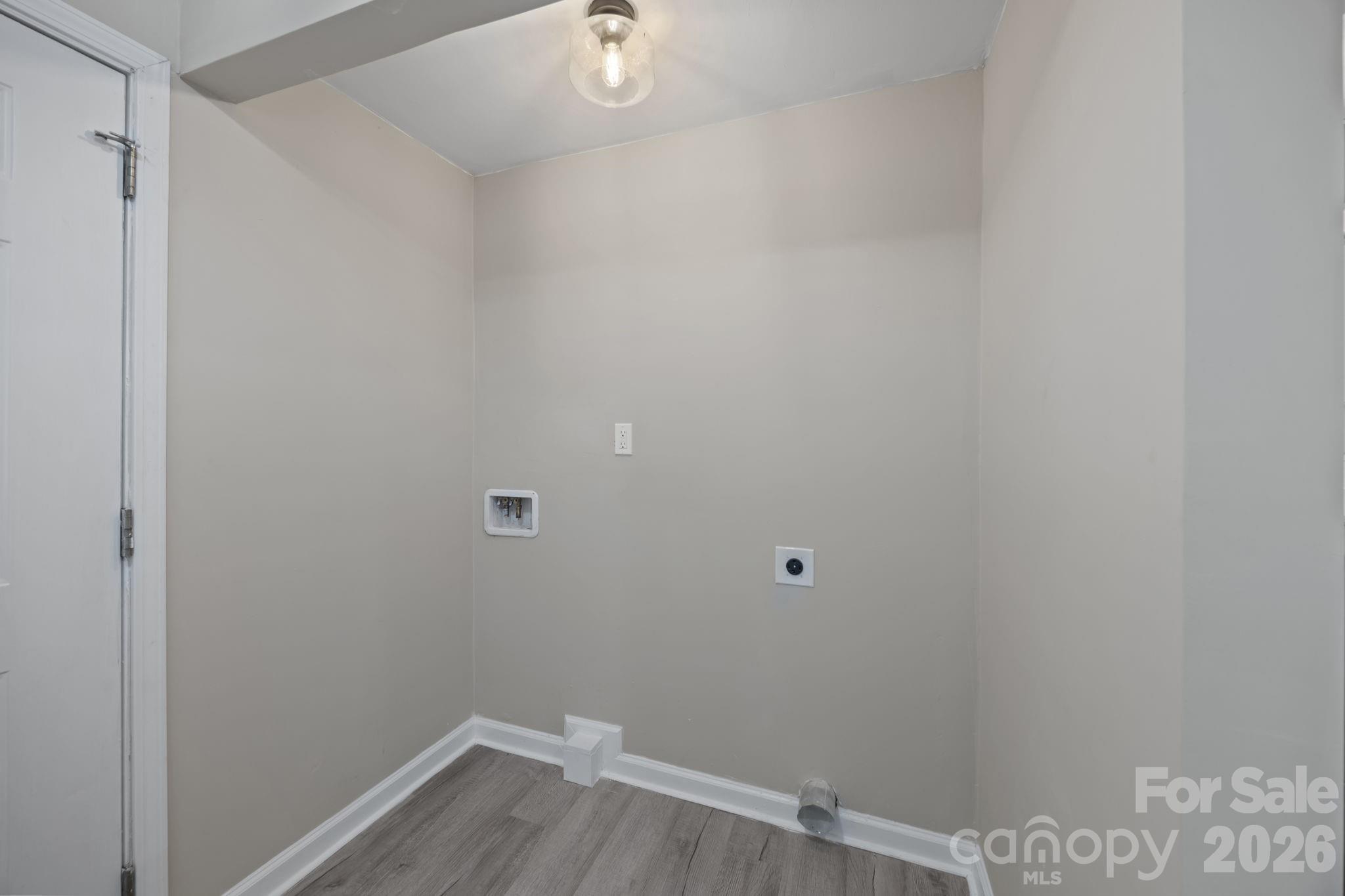 414 W Sharpe Street — Statesville