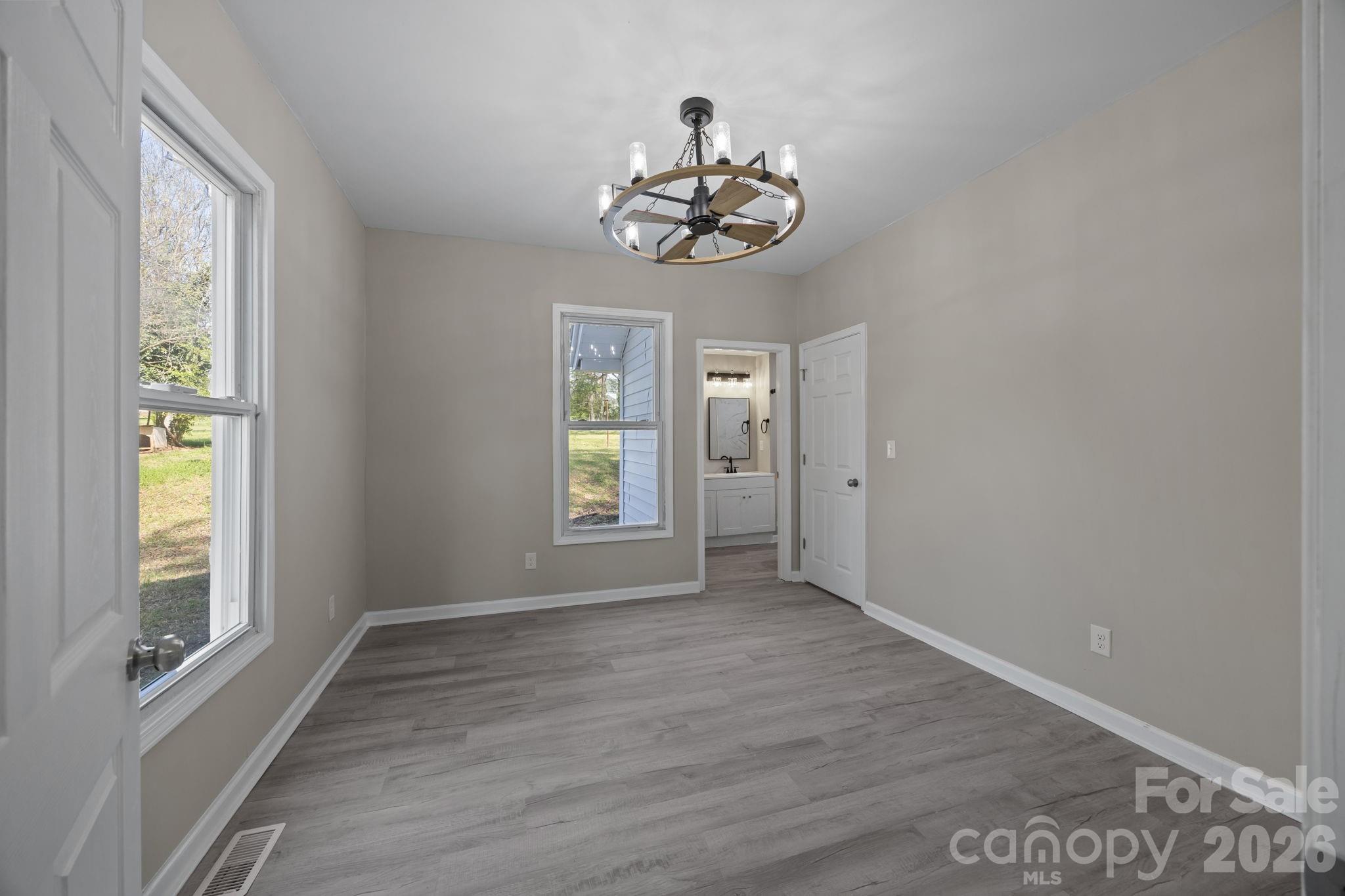 414 W Sharpe Street — Statesville