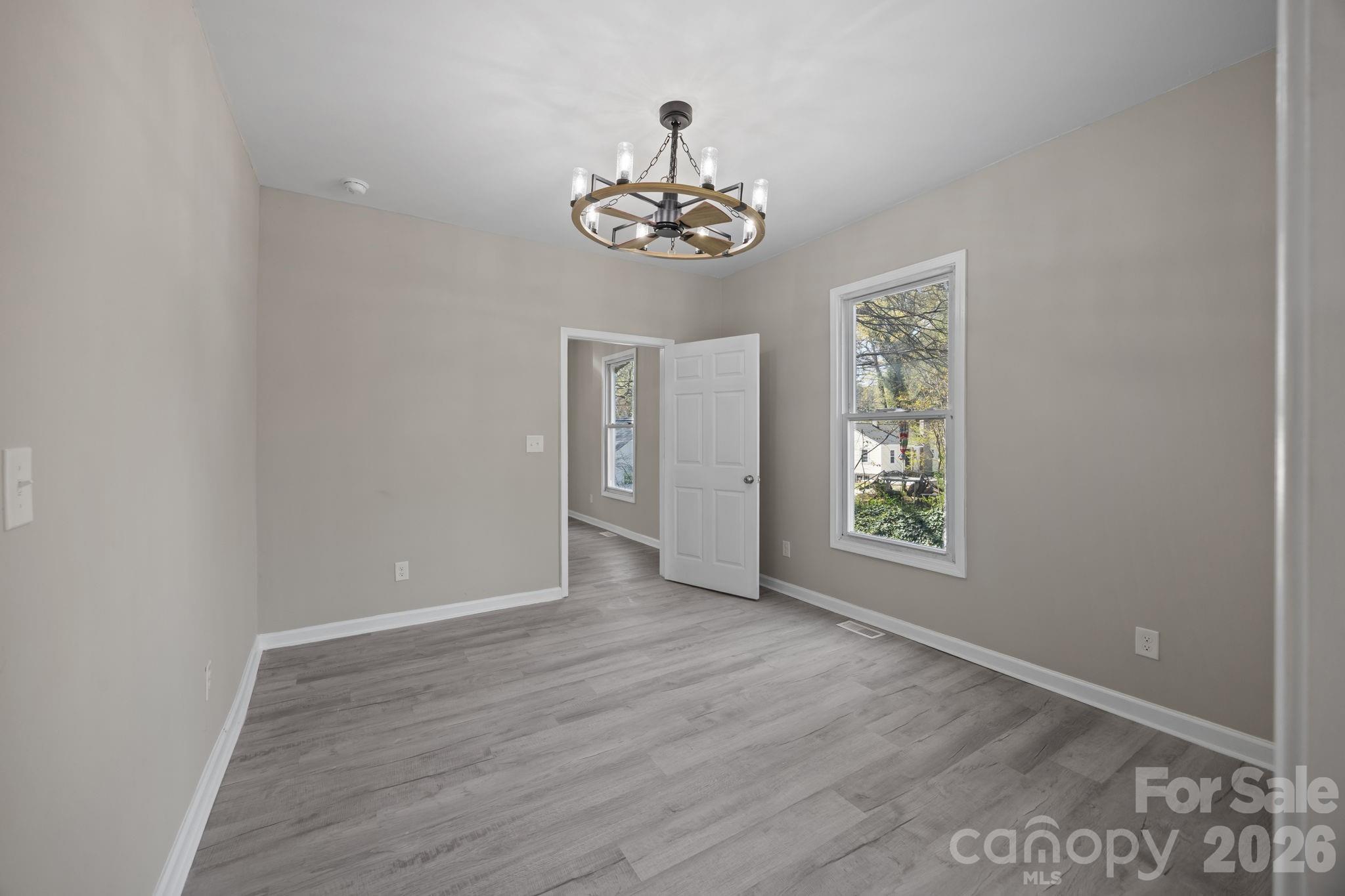 414 W Sharpe Street — Statesville