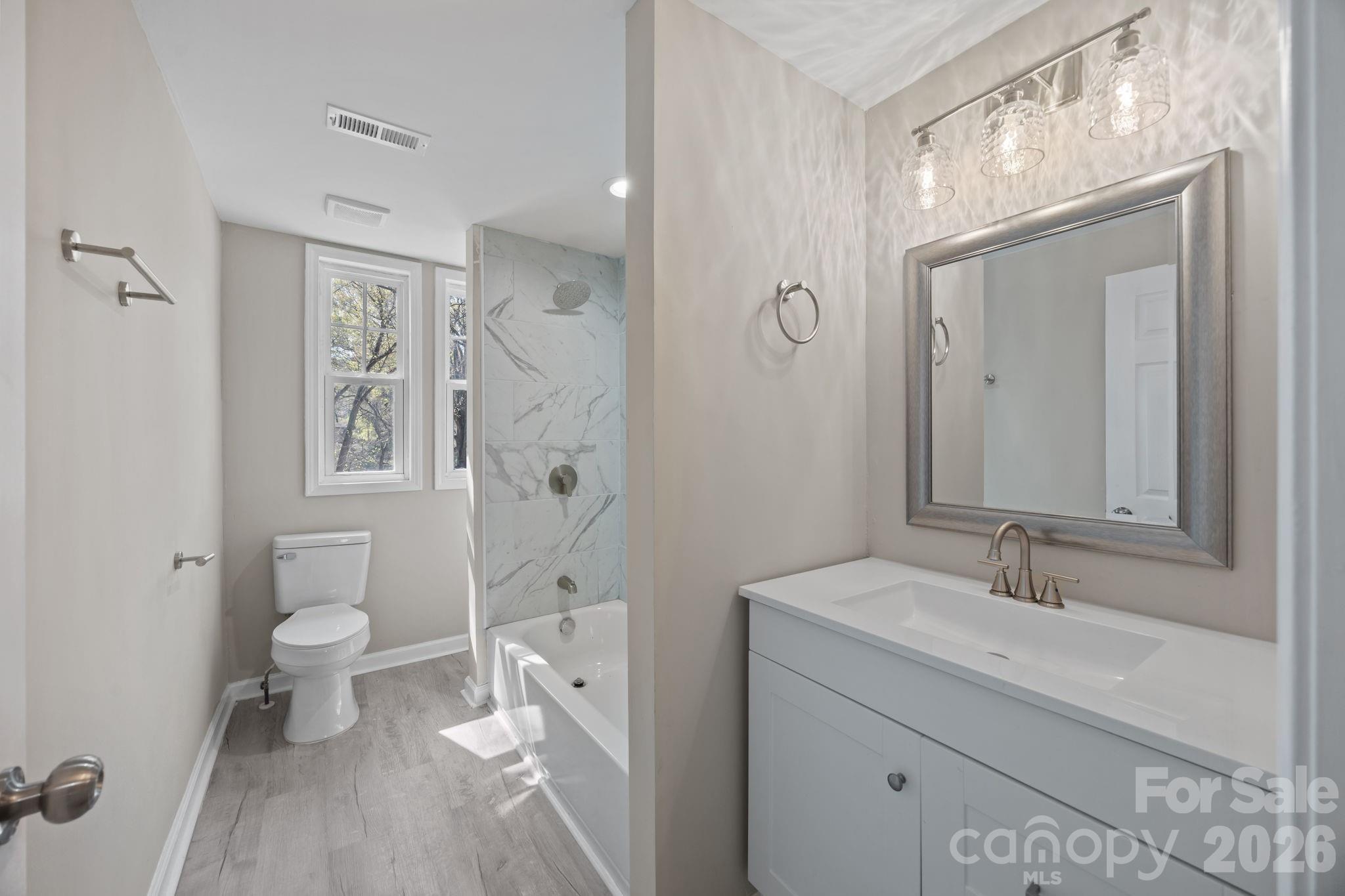 414 W Sharpe Street — Statesville