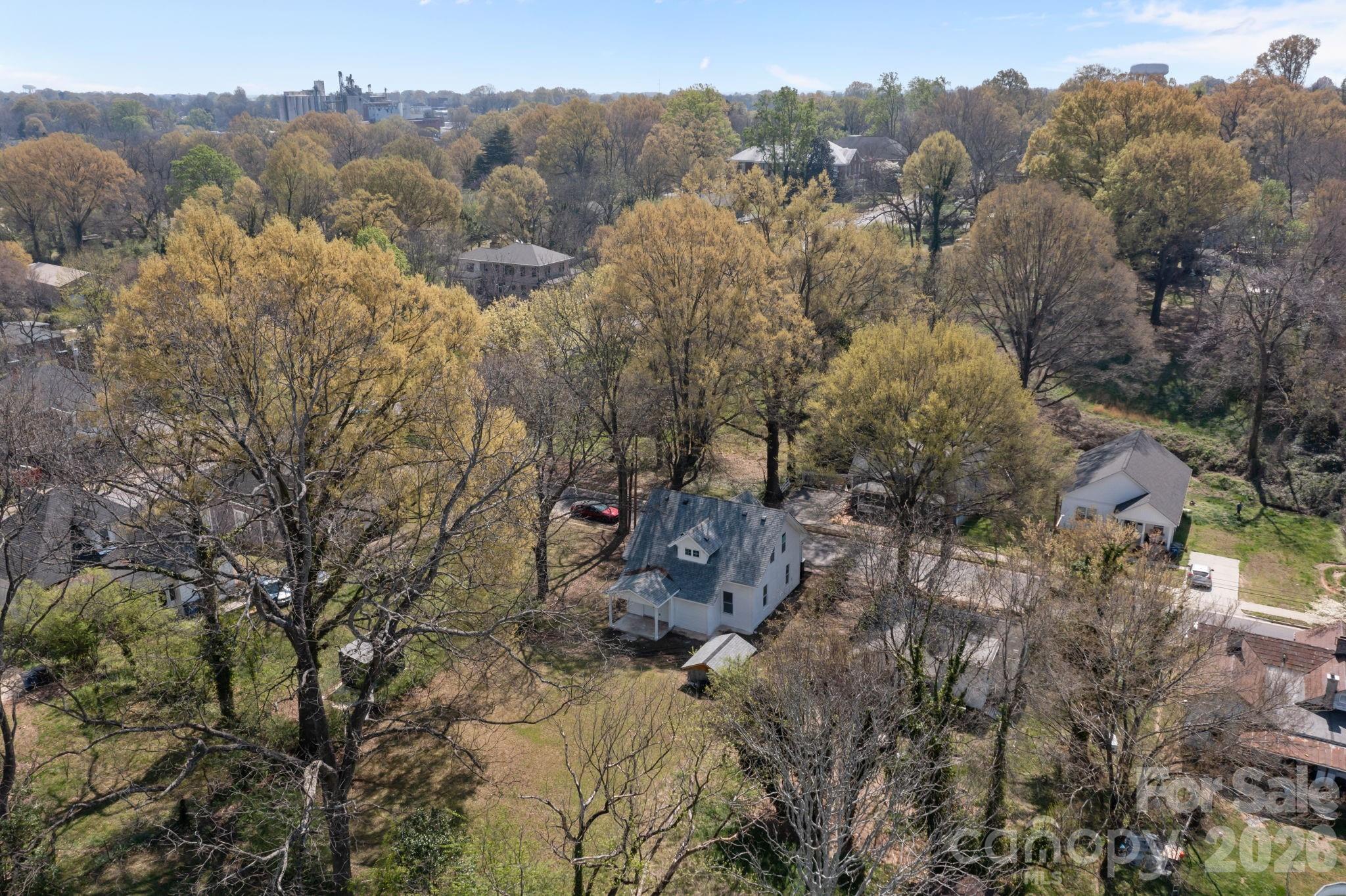 414 W Sharpe Street — Statesville