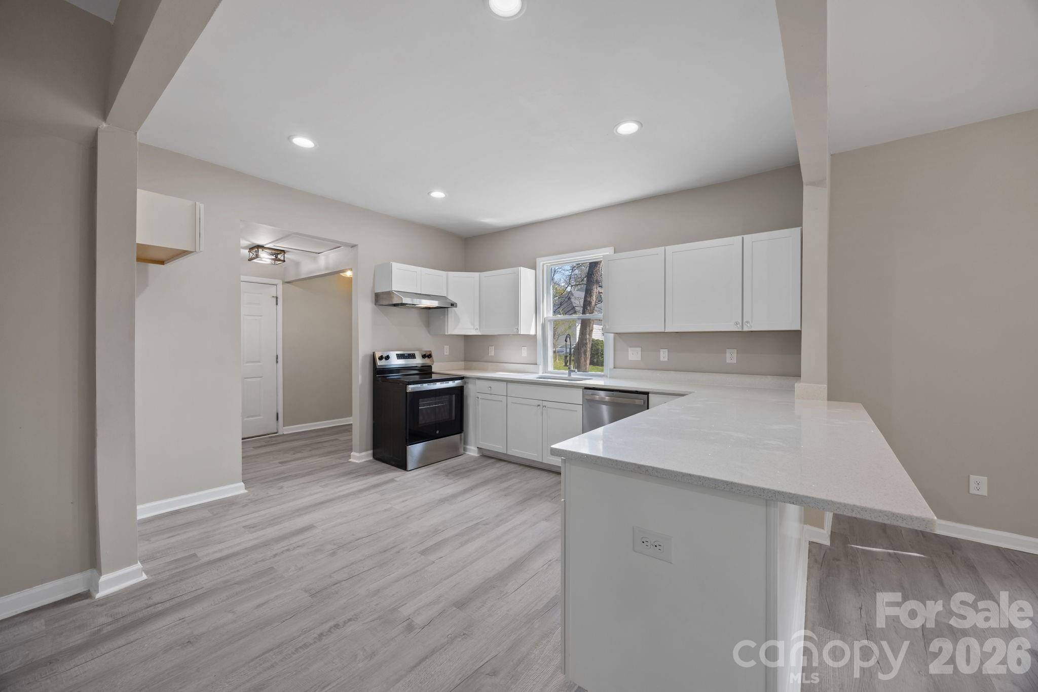 414 W Sharpe Street — Statesville