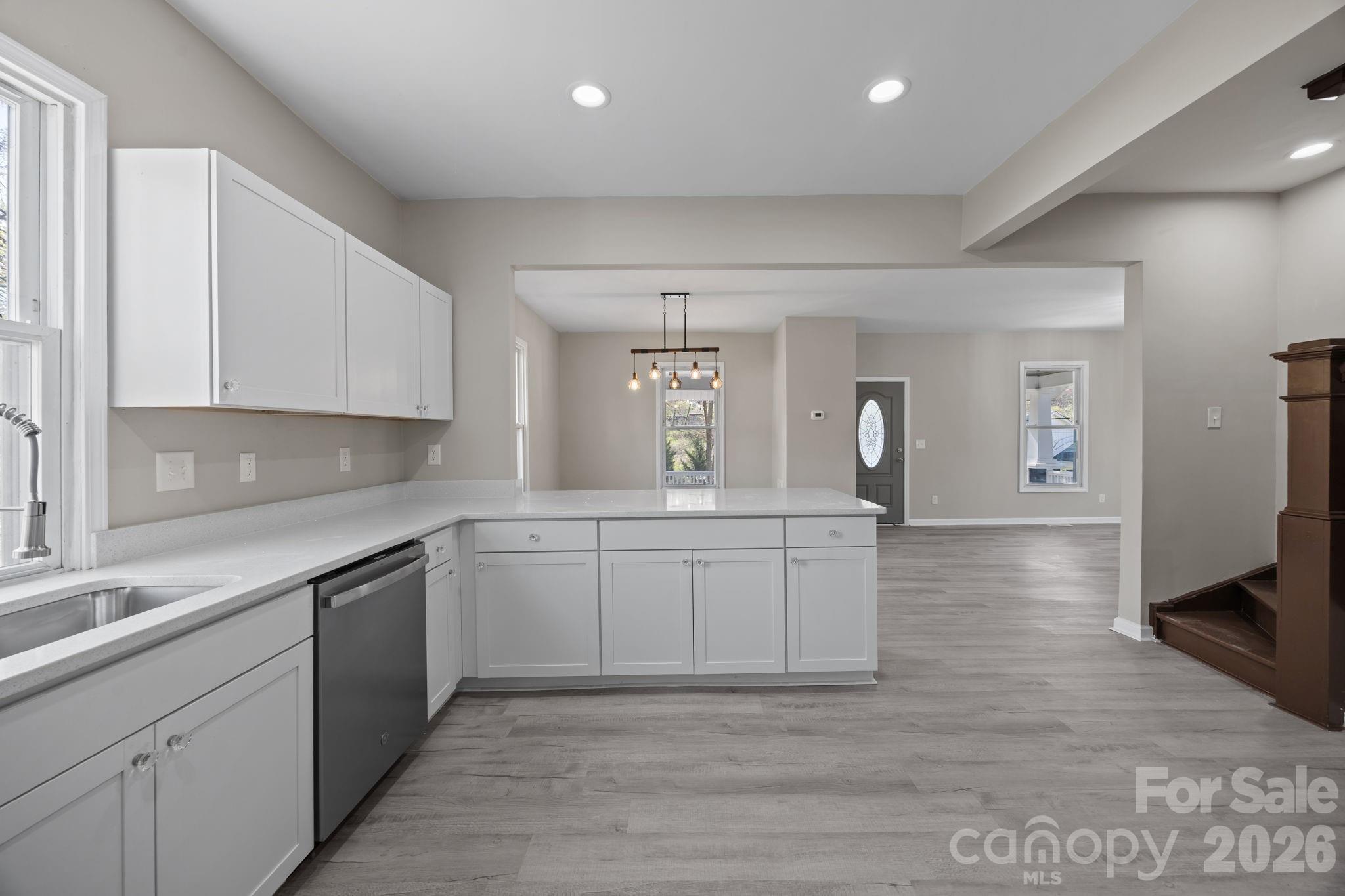 414 W Sharpe Street — Statesville