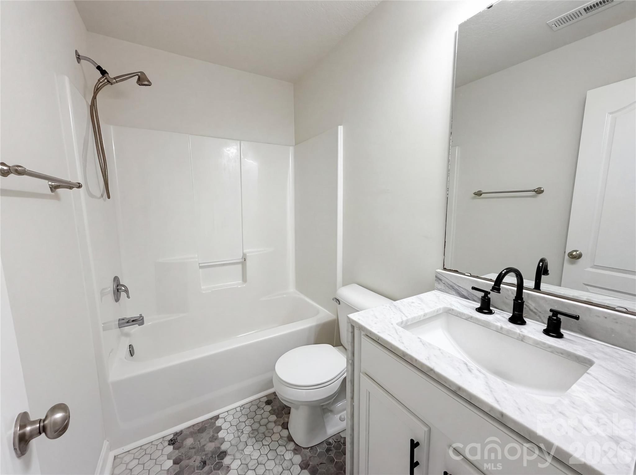 307 Rhea Road — York