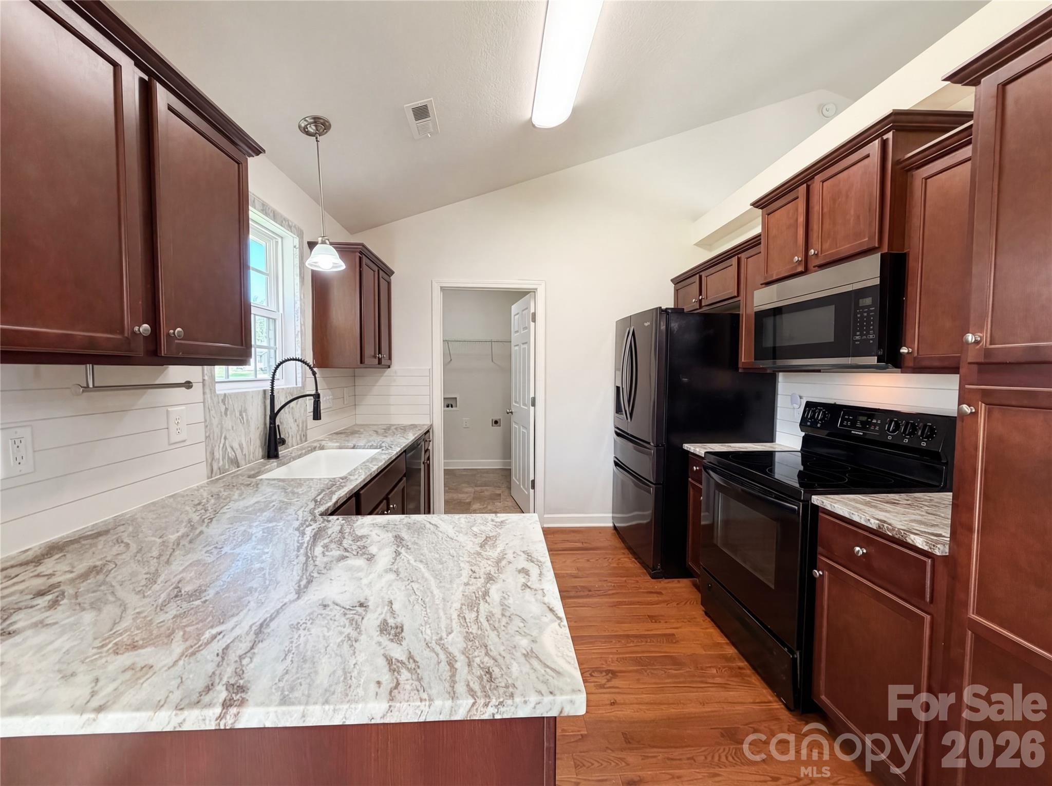 307 Rhea Road — York