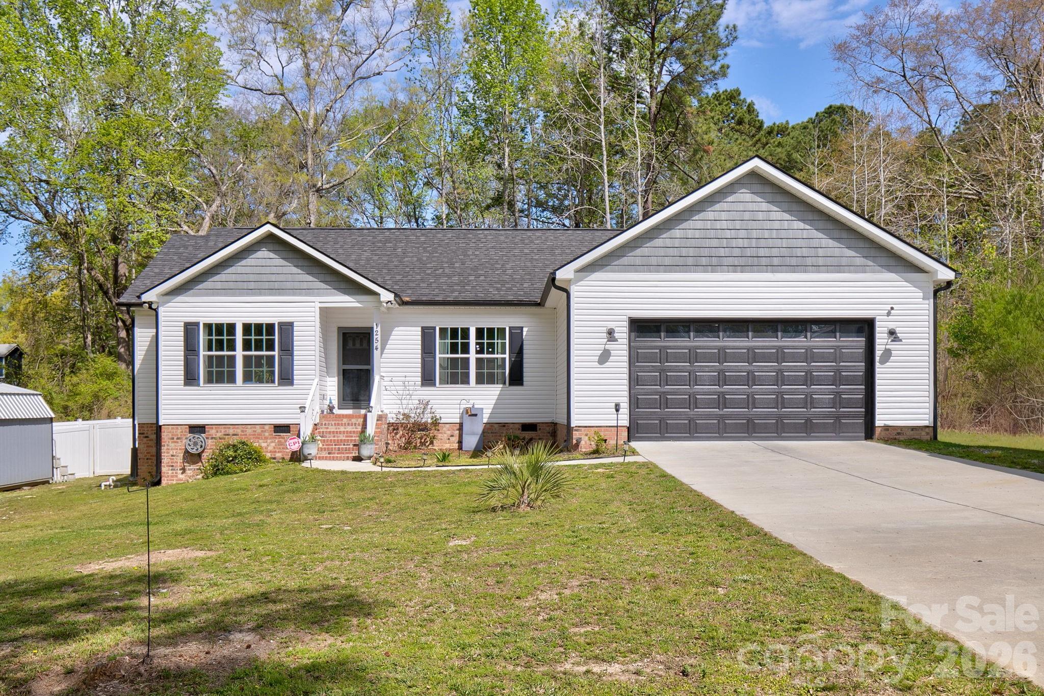 1254 Blairwood Court — Lancaster