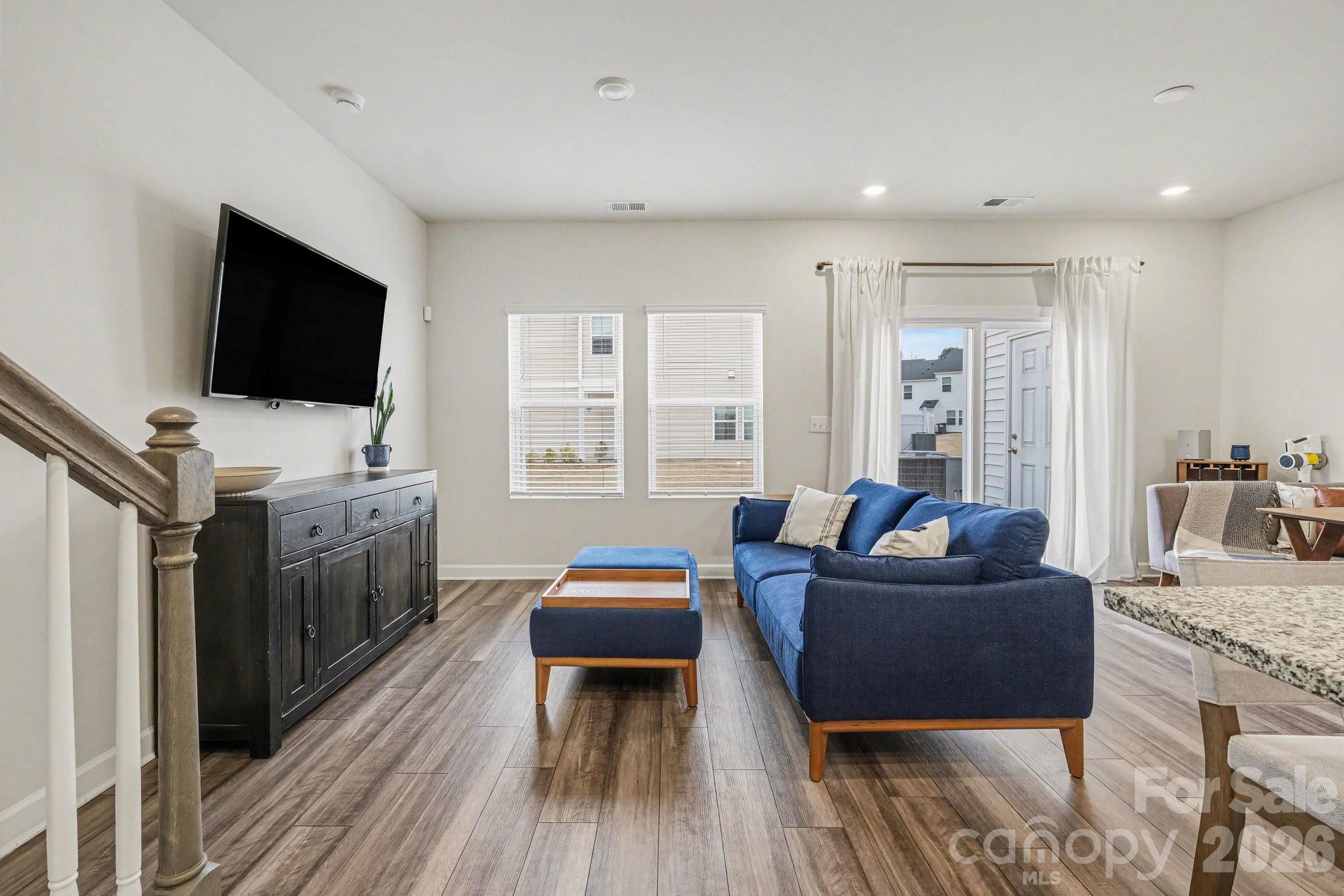 2207 Belterra Drive — Charlotte