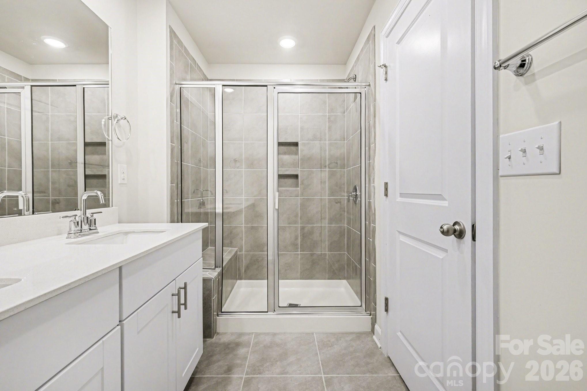 2207 Belterra Drive — Charlotte