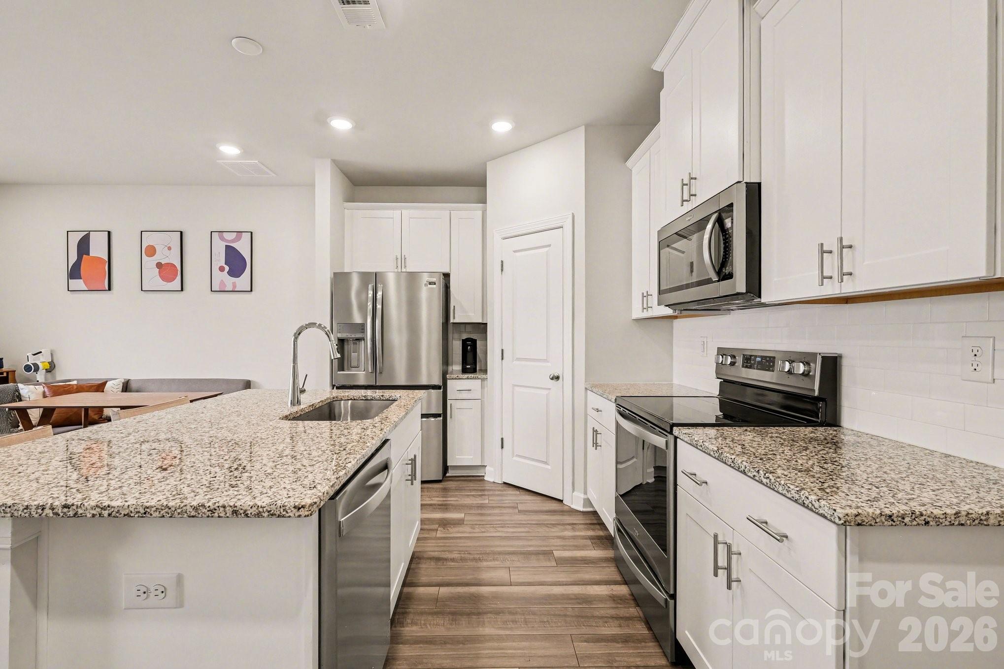2207 Belterra Drive — Charlotte