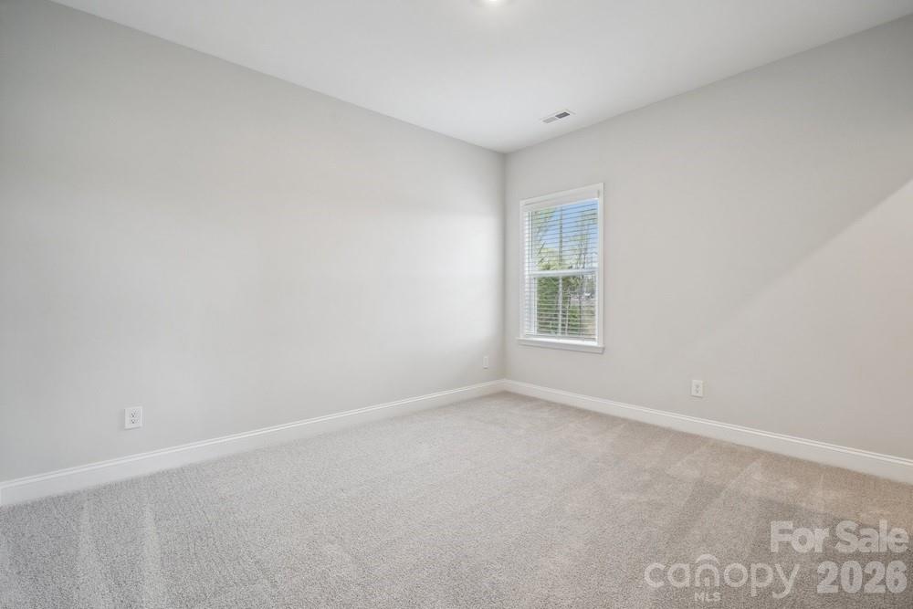 5041 Duval Circle — Tega Cay