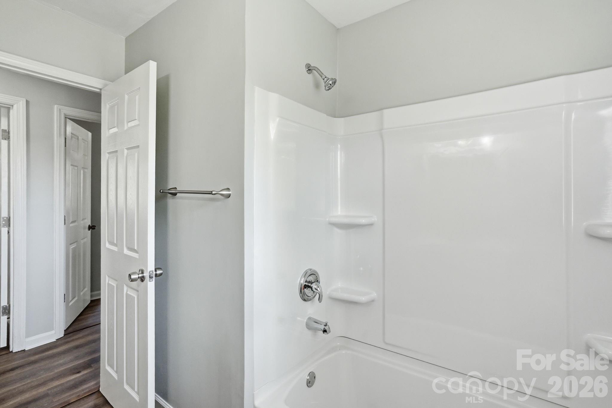 2323 Maplewood Drive — Gastonia