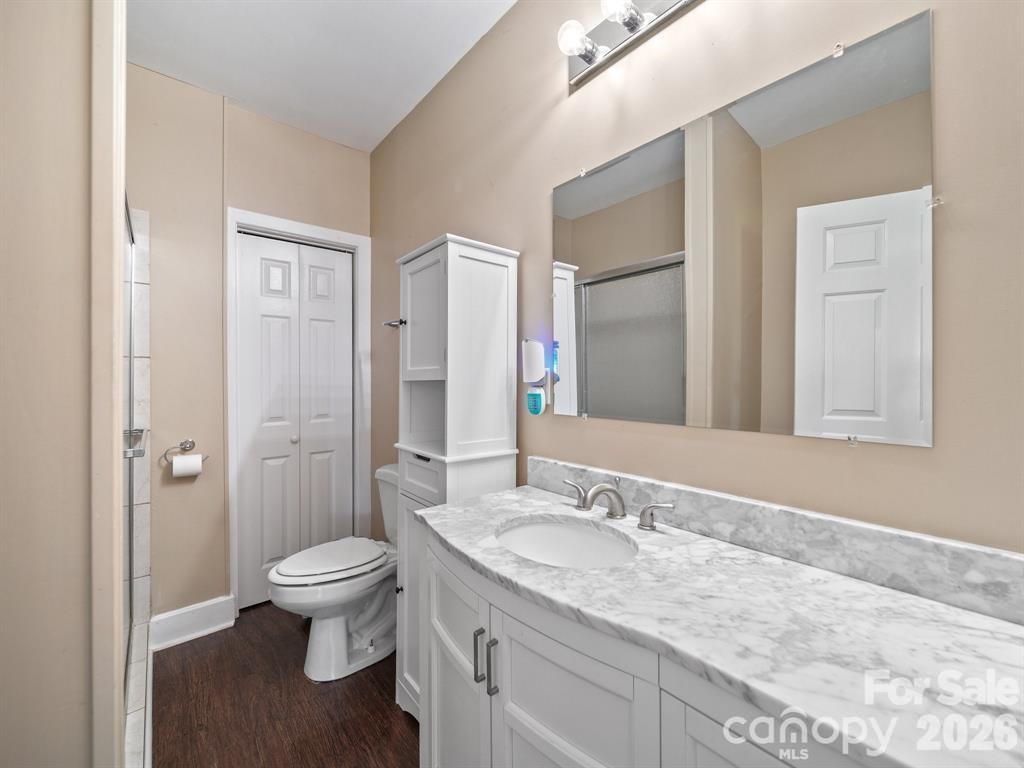 275 S Waters Edge Drive — Winnsboro