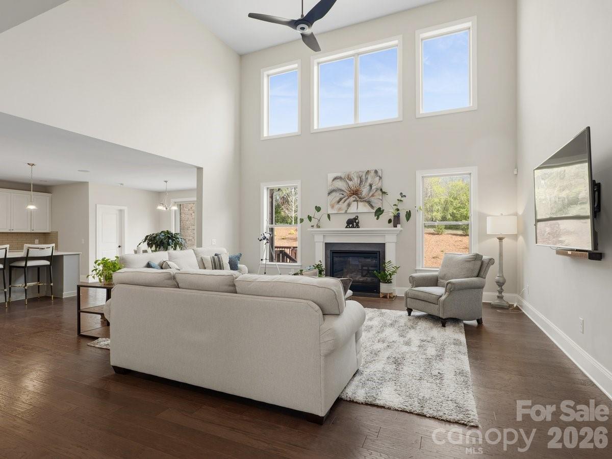 1015 Golden Bell Drive — Waxhaw