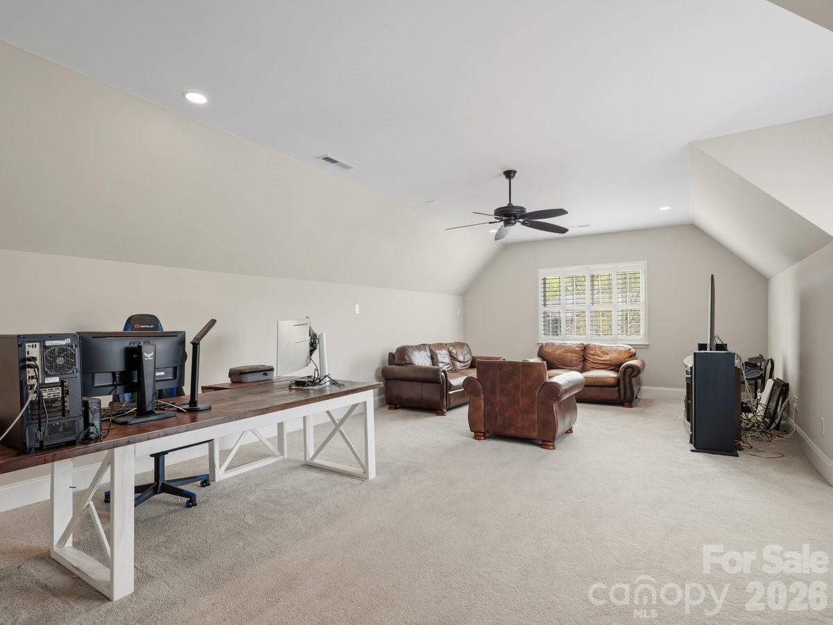 1015 Golden Bell Drive — Waxhaw