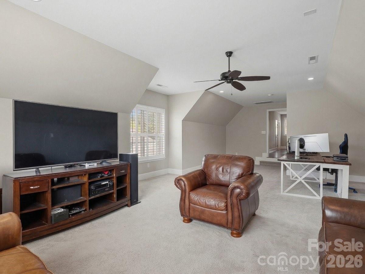 1015 Golden Bell Drive — Waxhaw