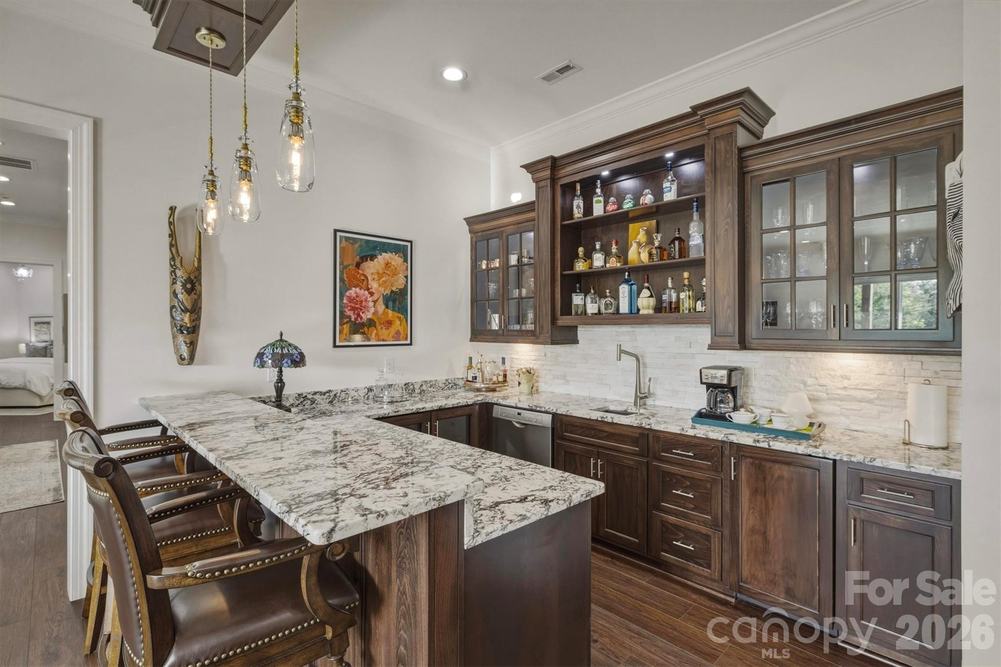 1506 High Valley Way — Lenoir