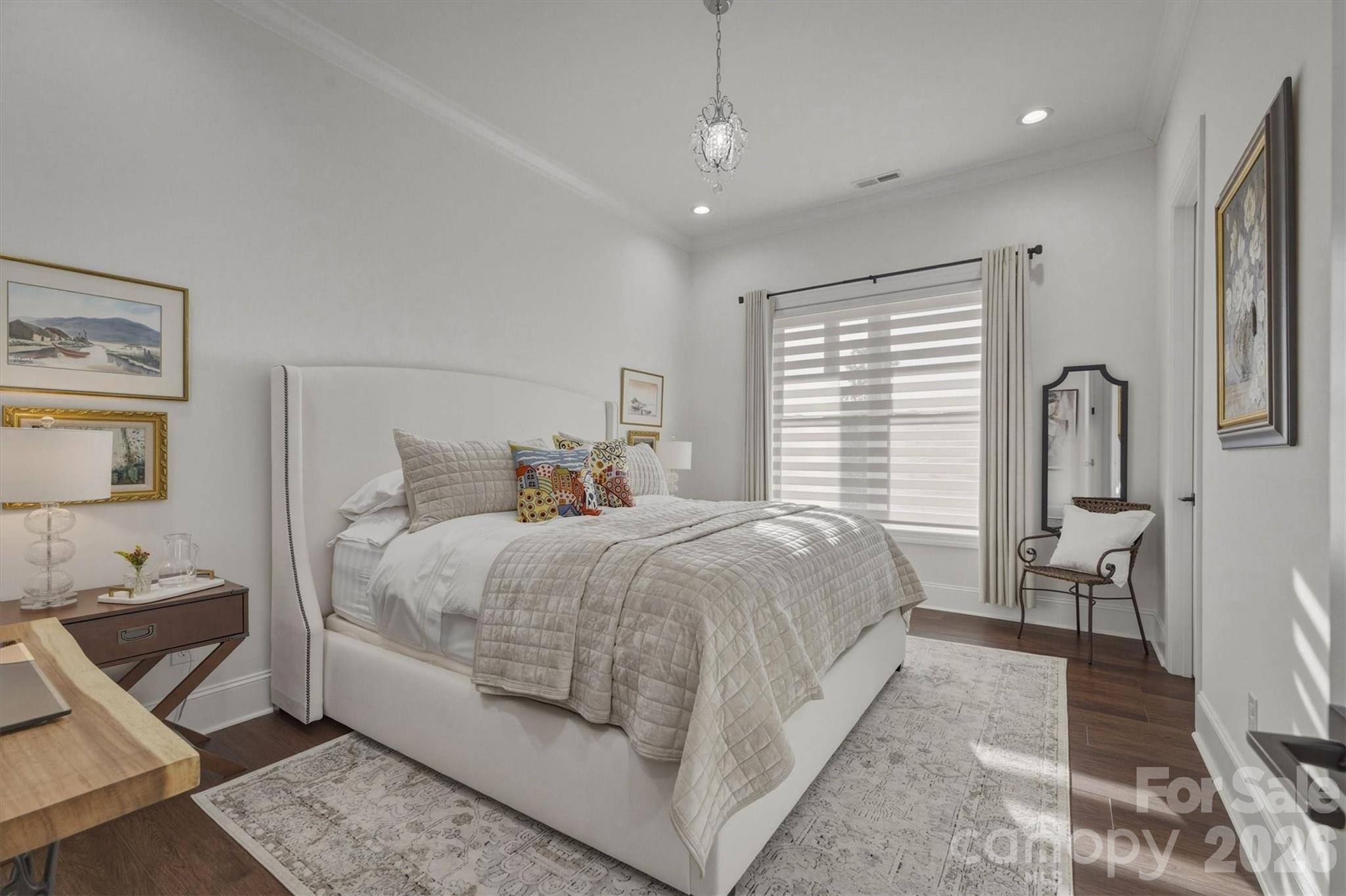 1506 High Valley Way — Lenoir
