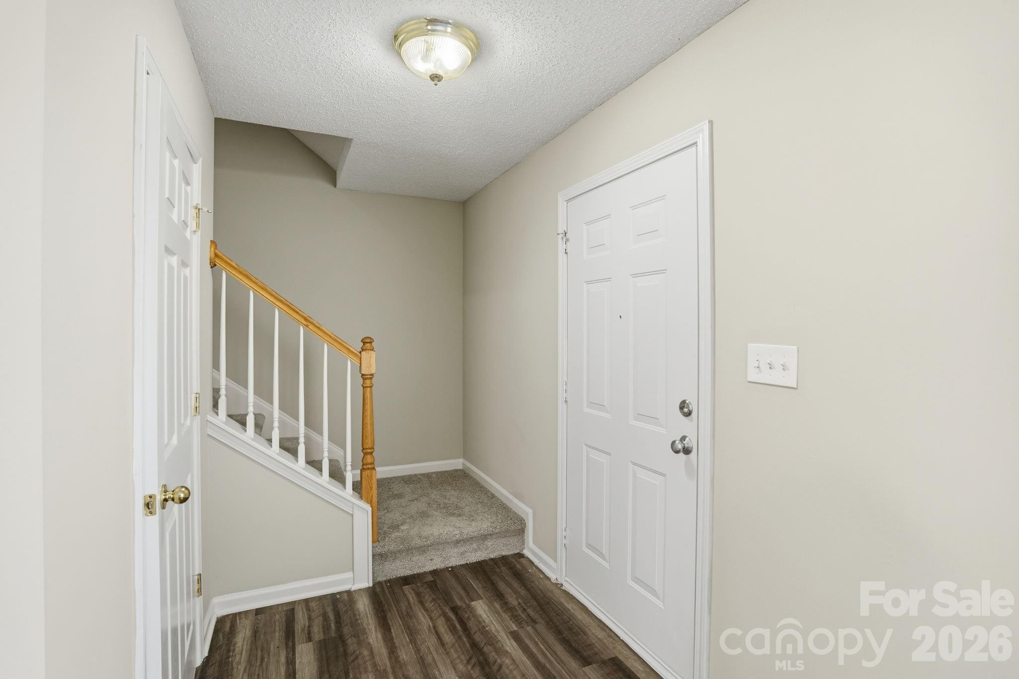 836 Almora Drive — Charlotte