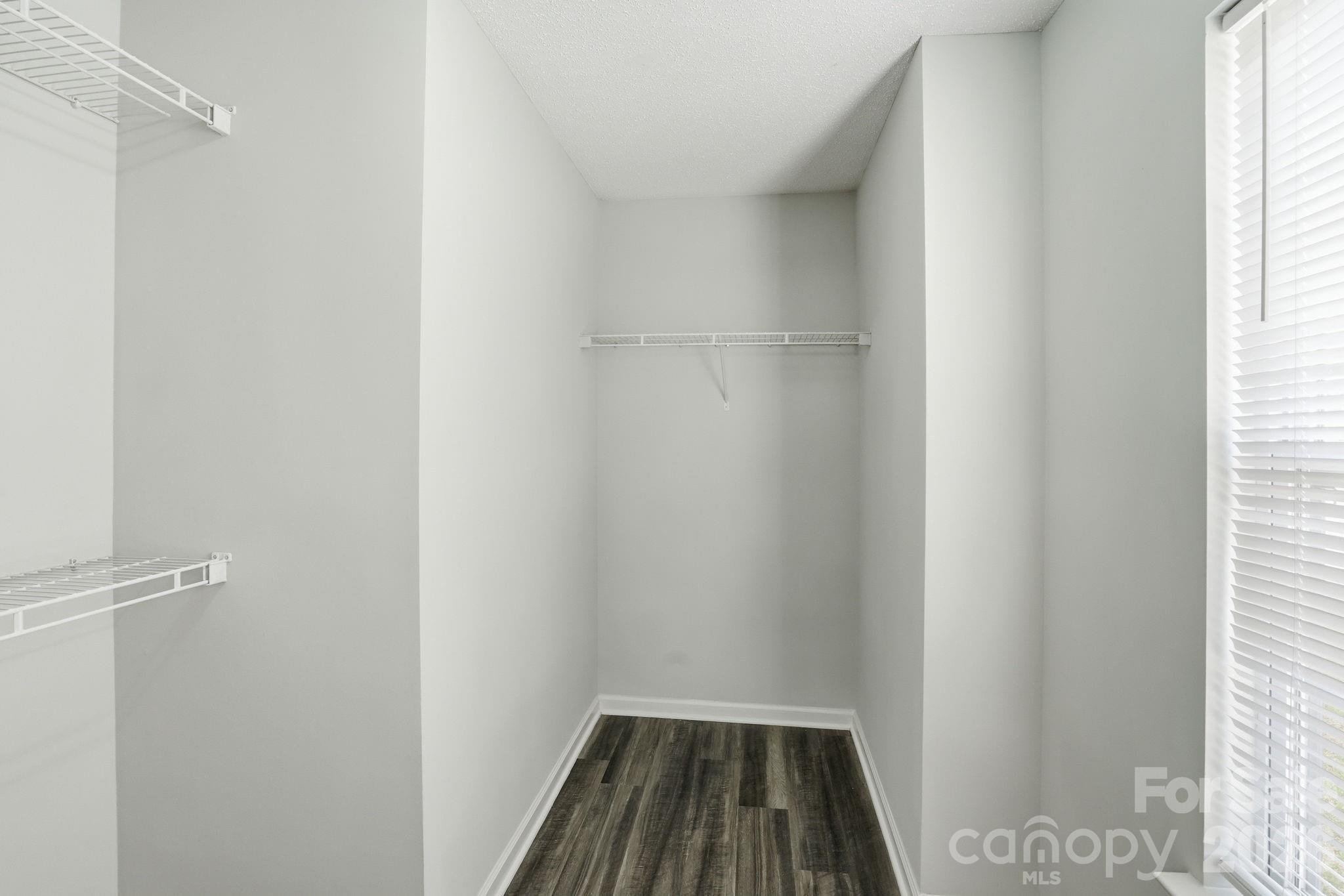 836 Almora Drive — Charlotte