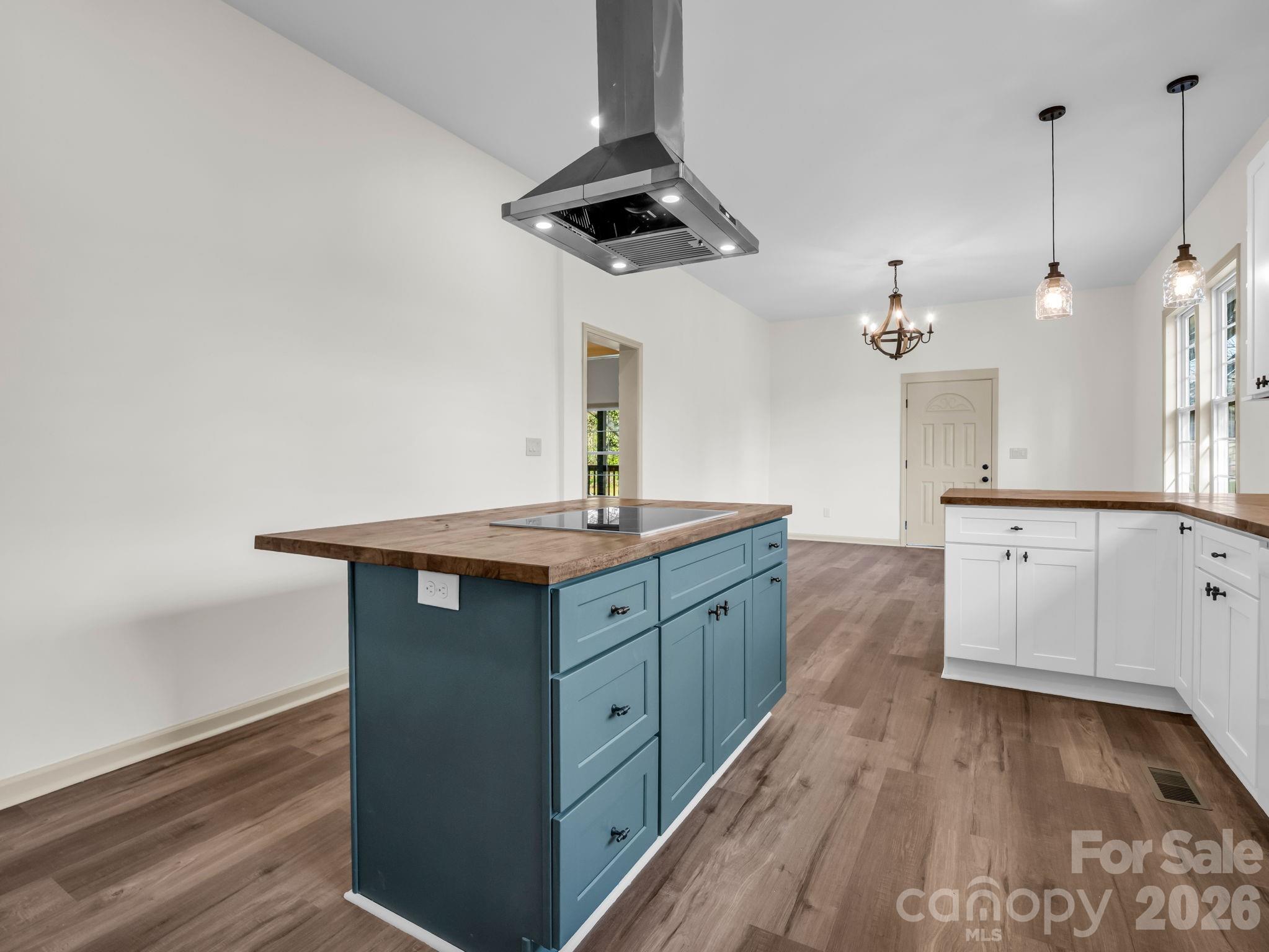 109 NC 120 Highway — Mooresboro